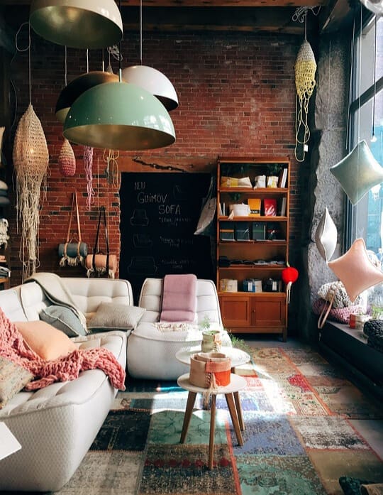 Columbia Pike selling