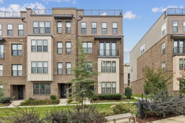 Chantilly real estate