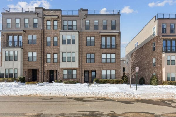 Chantilly, VA real estate